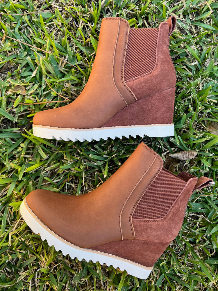Maddie Boot Dk Brown Suede - Southern Belle Boutique