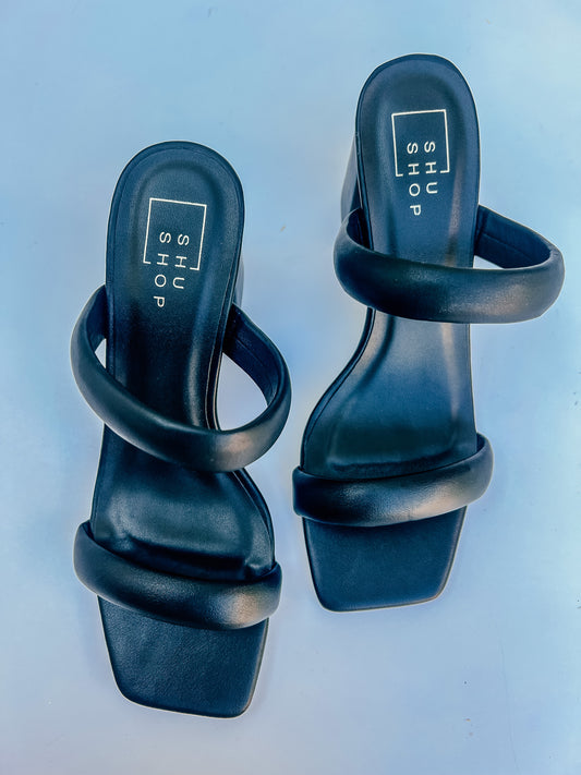 Farrah Black Heel Sandal - Southern Belle Boutique