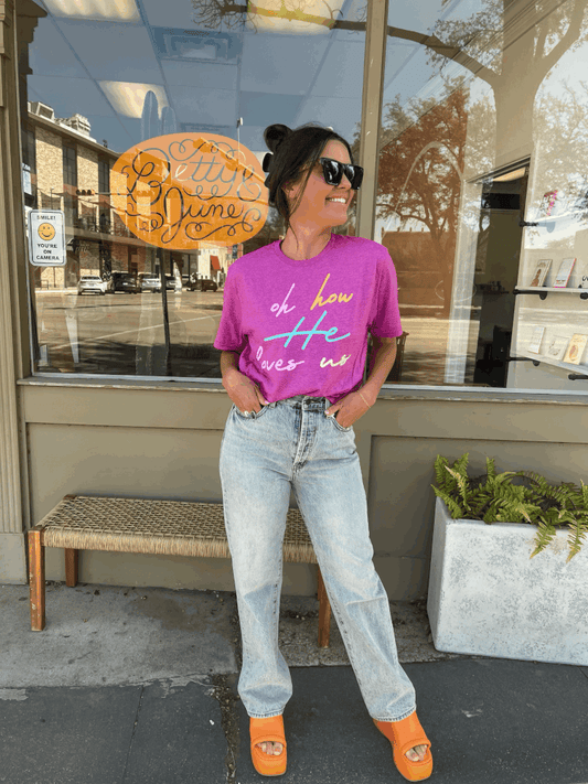 Oh How He Loves Us Tee - Southern Belle Boutique