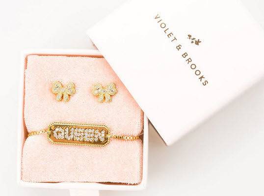 Petits Cadeaux Bracelet - Queen - Southern Belle Boutique